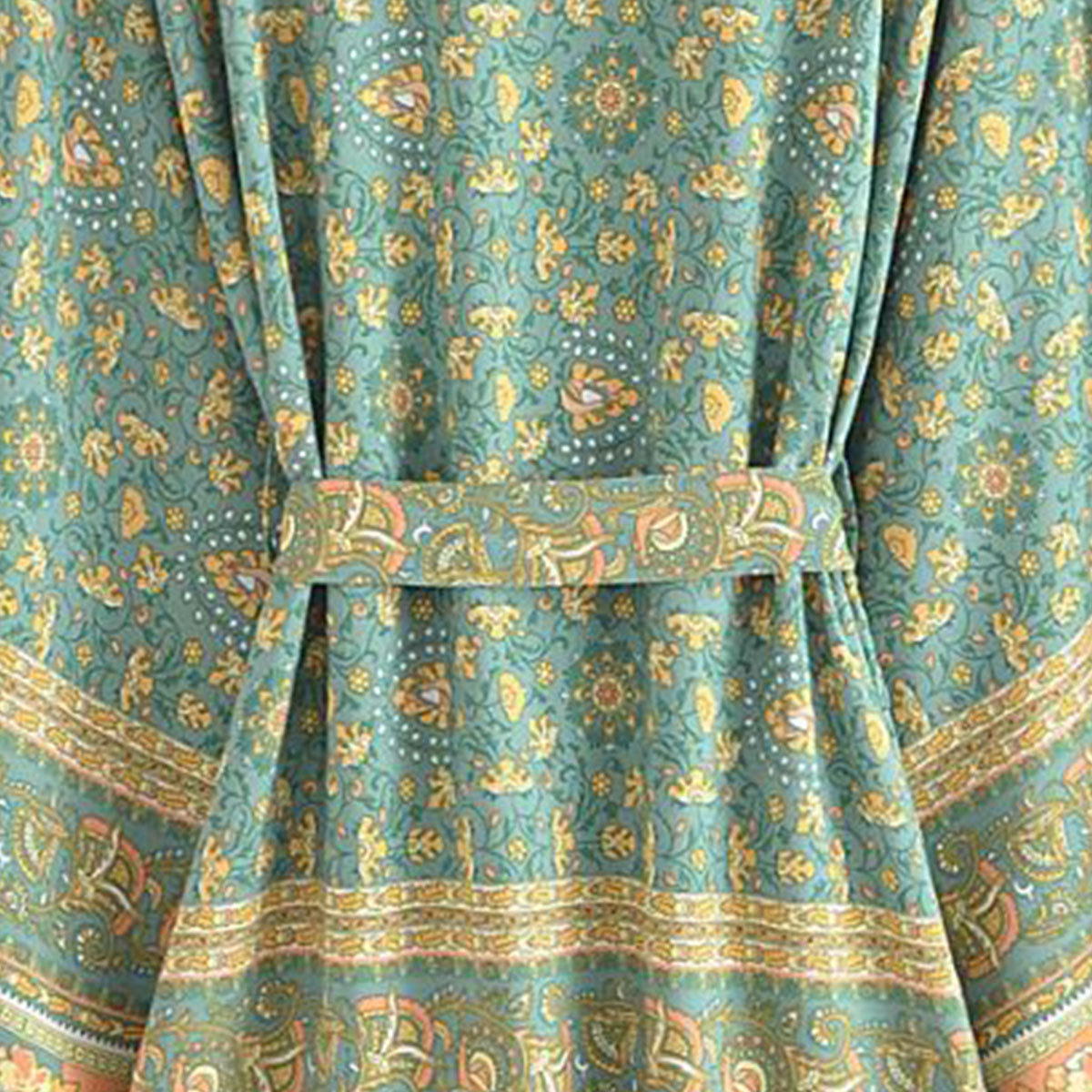Sweet Basil Boho Floral Print Short Robe