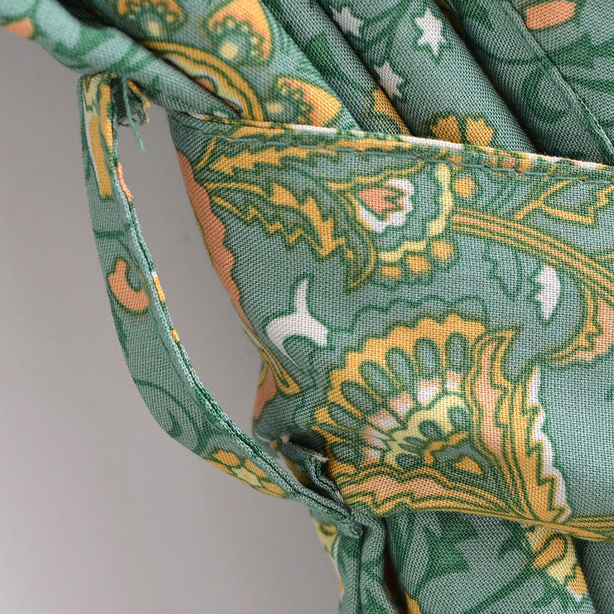 Sweet Basil Boho Floral Print Short Robe