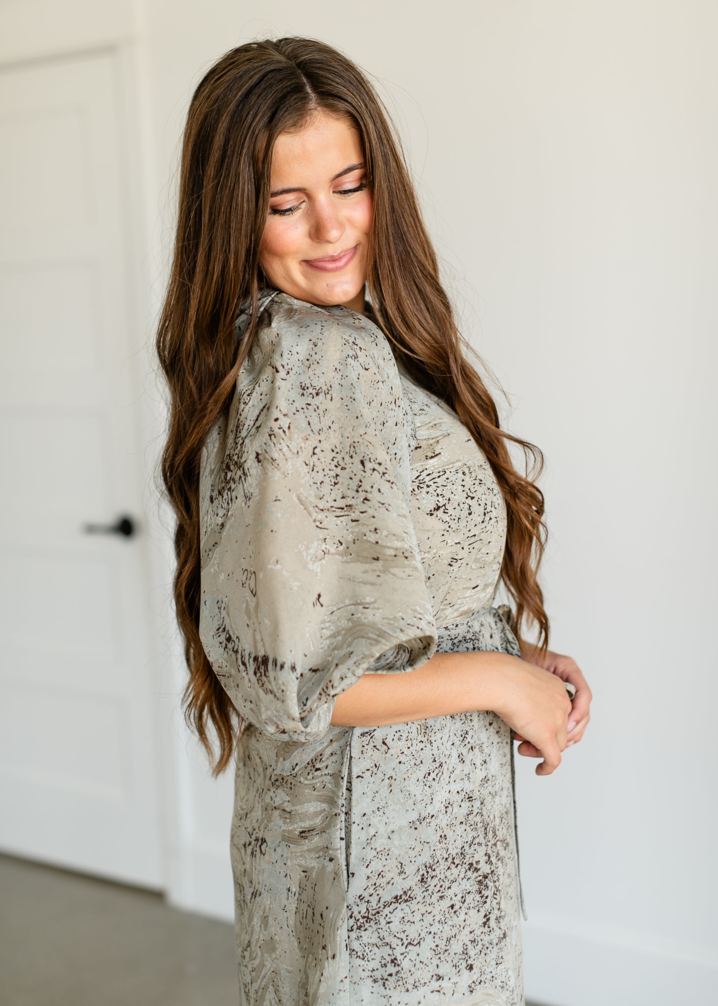 Belted 3/4 Sleeve Printed Satin Midi Dress